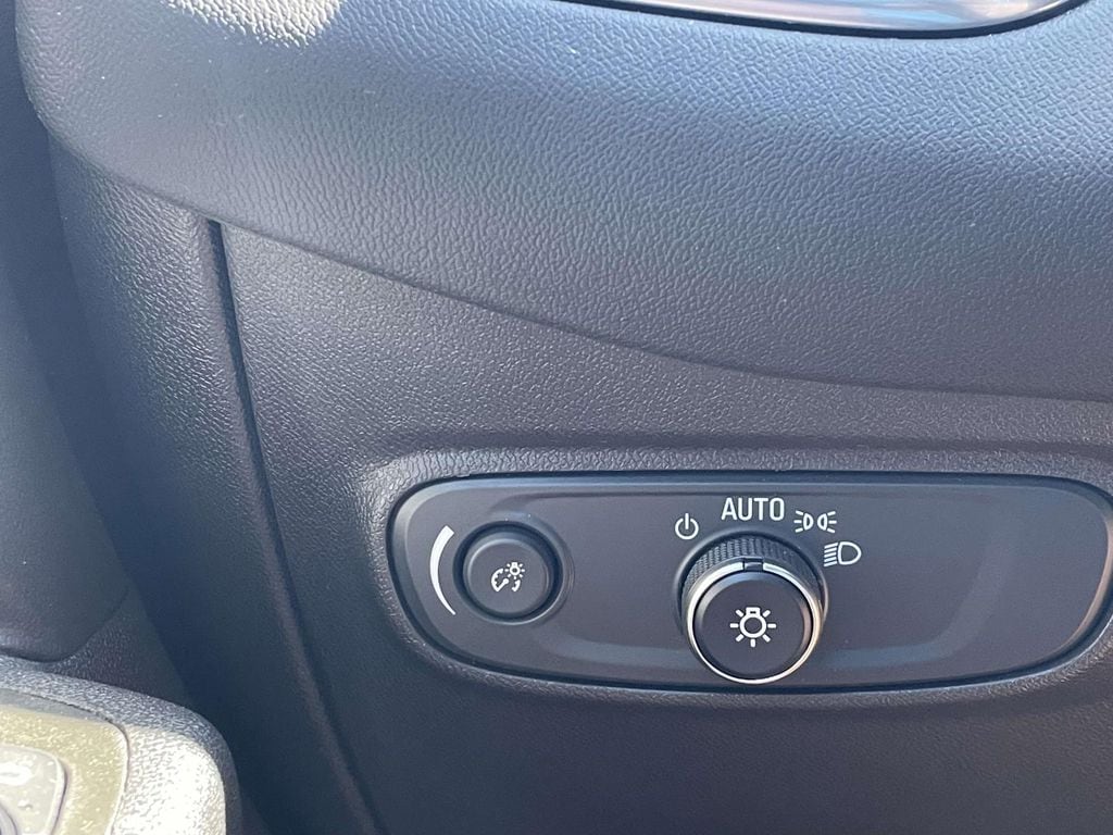 2024 Chevrolet Equinox LS - Photo 27