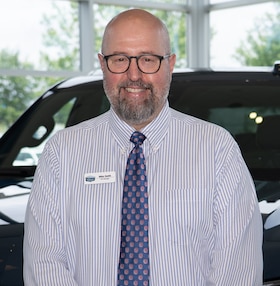 Staff member Mike Smith from ID_3431e7