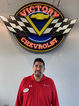 Staff member Evelio Rodriguez from ID_140f18