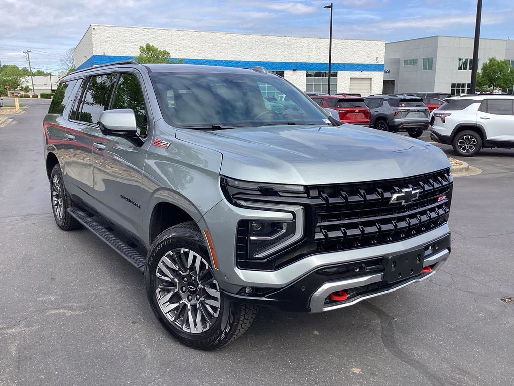 2025 Chevrolet Suburban Z71 4WD's photo
