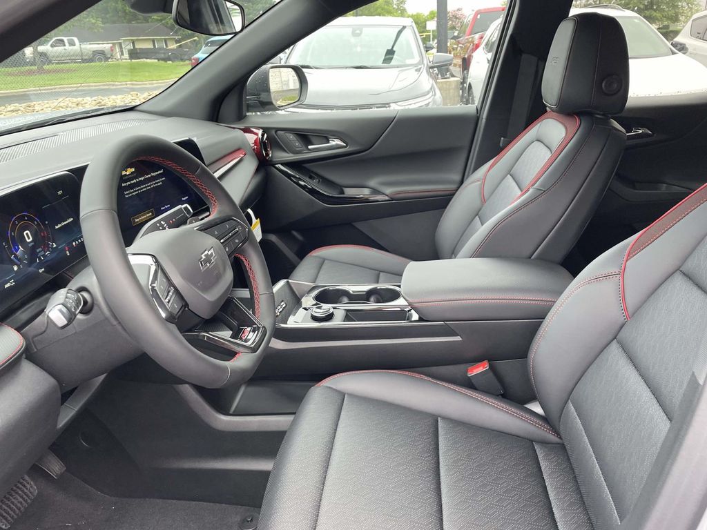 2027 Chevrolet Equinox RS - Photo 20