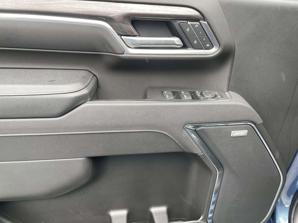 2025 Chevrolet Silverado 2500HD LTZ - Photo 17