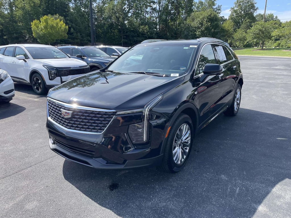 Used 2025 CADILLAC XT4 Premium Luxury SUV