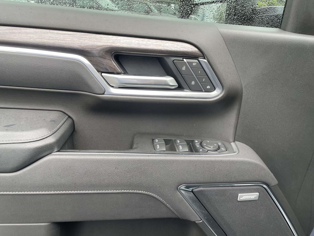 2025 Chevrolet Silverado 2500HD LTZ - Photo 18