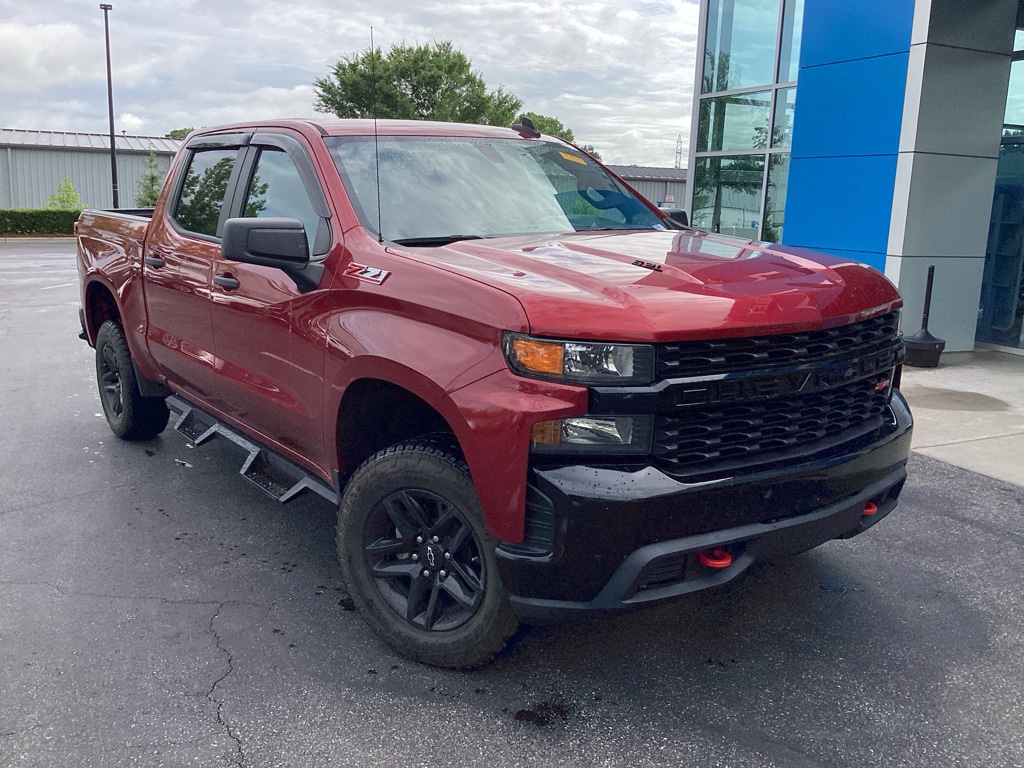 2021 Chevrolet Silverado 1500 Custom Trail Boss 4X4 Crew Cab Short Box's photo