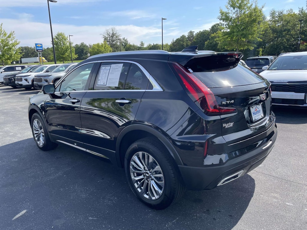 Used 2025 CADILLAC XT4 Premium Luxury SUV