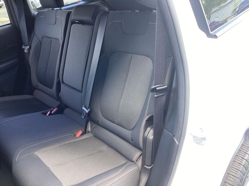 2025 Jeep Grand Cherokee Laredo - Photo 13