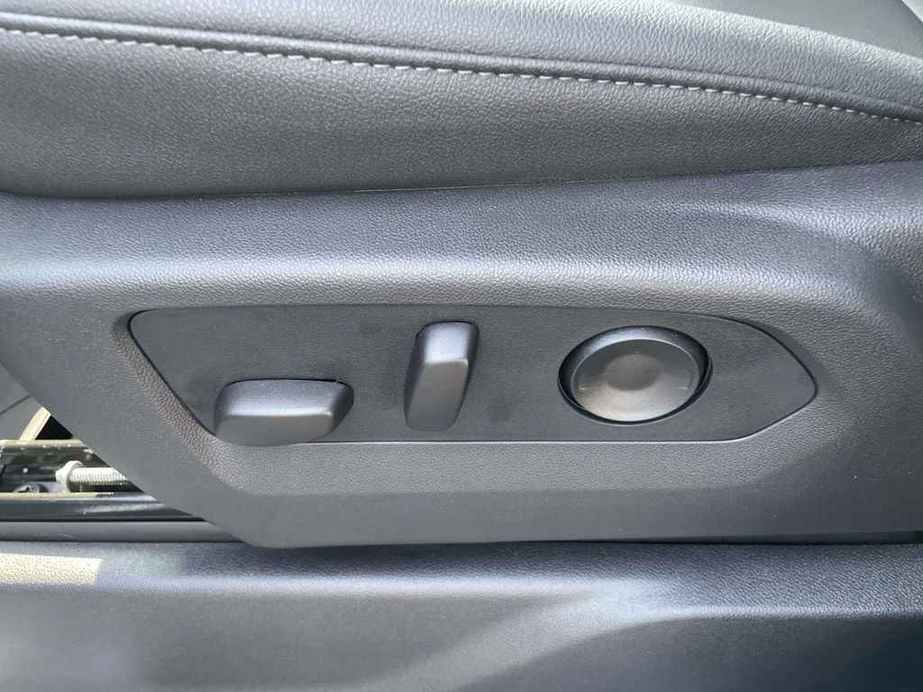 2026 Chevrolet Silverado 1500 RST - Photo 18