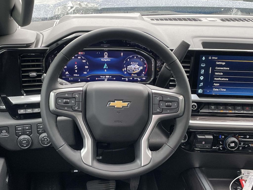 2025 Chevrolet Silverado 2500HD LTZ - Photo 16