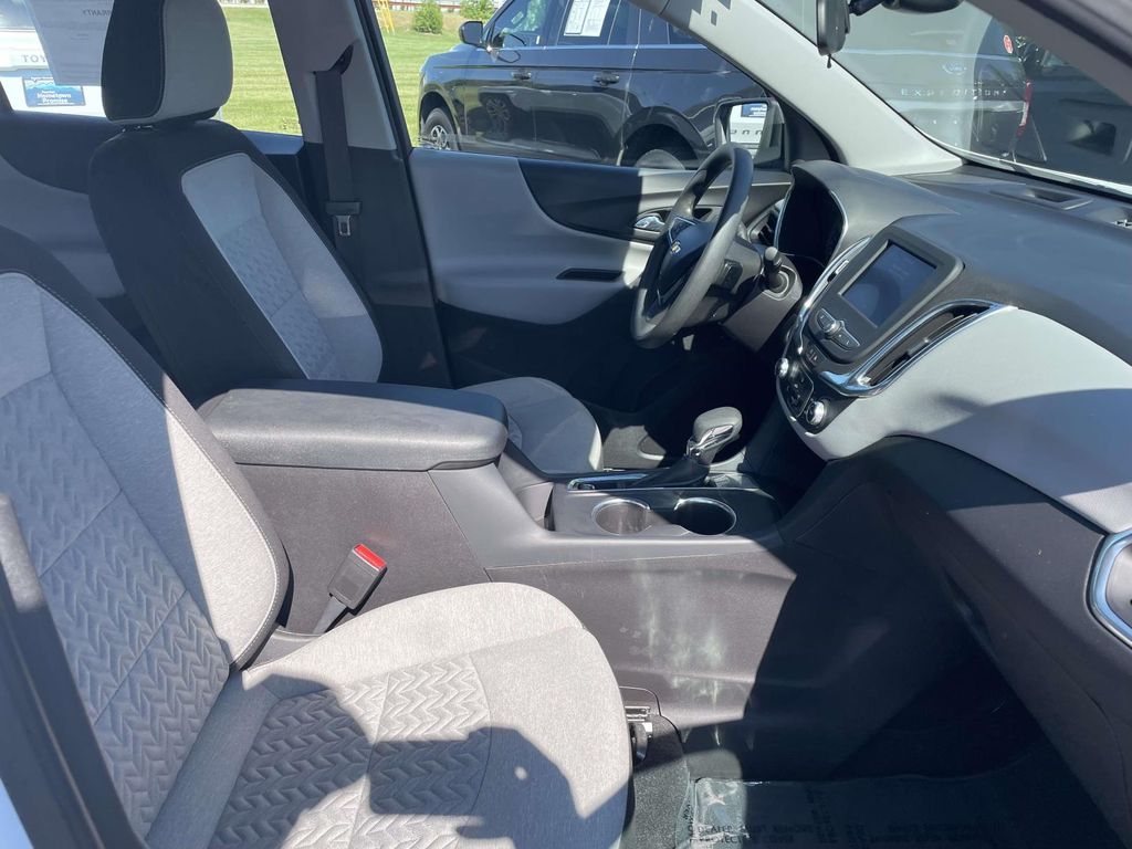 2024 Chevrolet Equinox LS - Photo 9