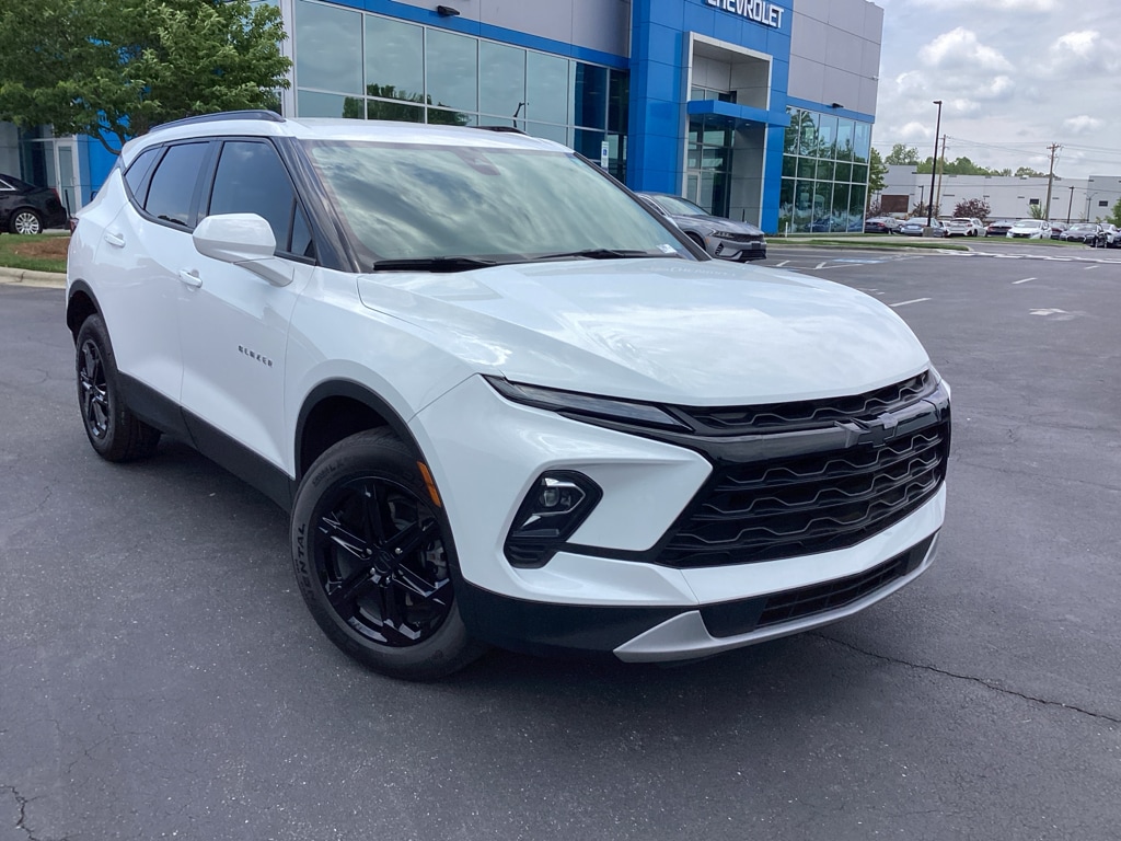 2024 Chevrolet Blazer 2.0T 2LT FWD's photo