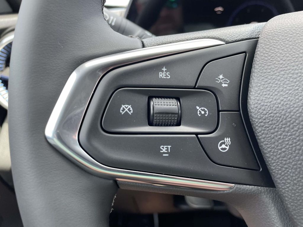 2026 Chevrolet Trax LT - Photo 28