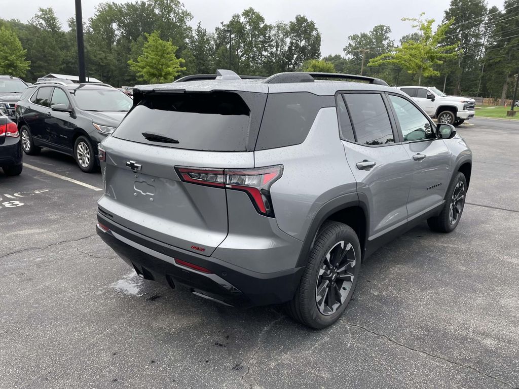 2027 Chevrolet Equinox RS - Photo 6