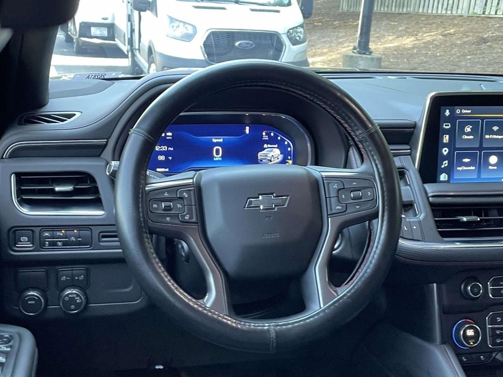 2024 Chevrolet Suburban RST - Photo 18
