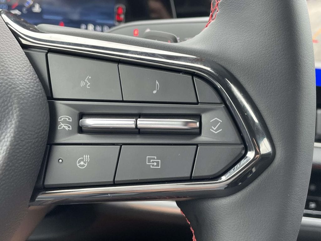 2027 Chevrolet Equinox RS - Photo 29