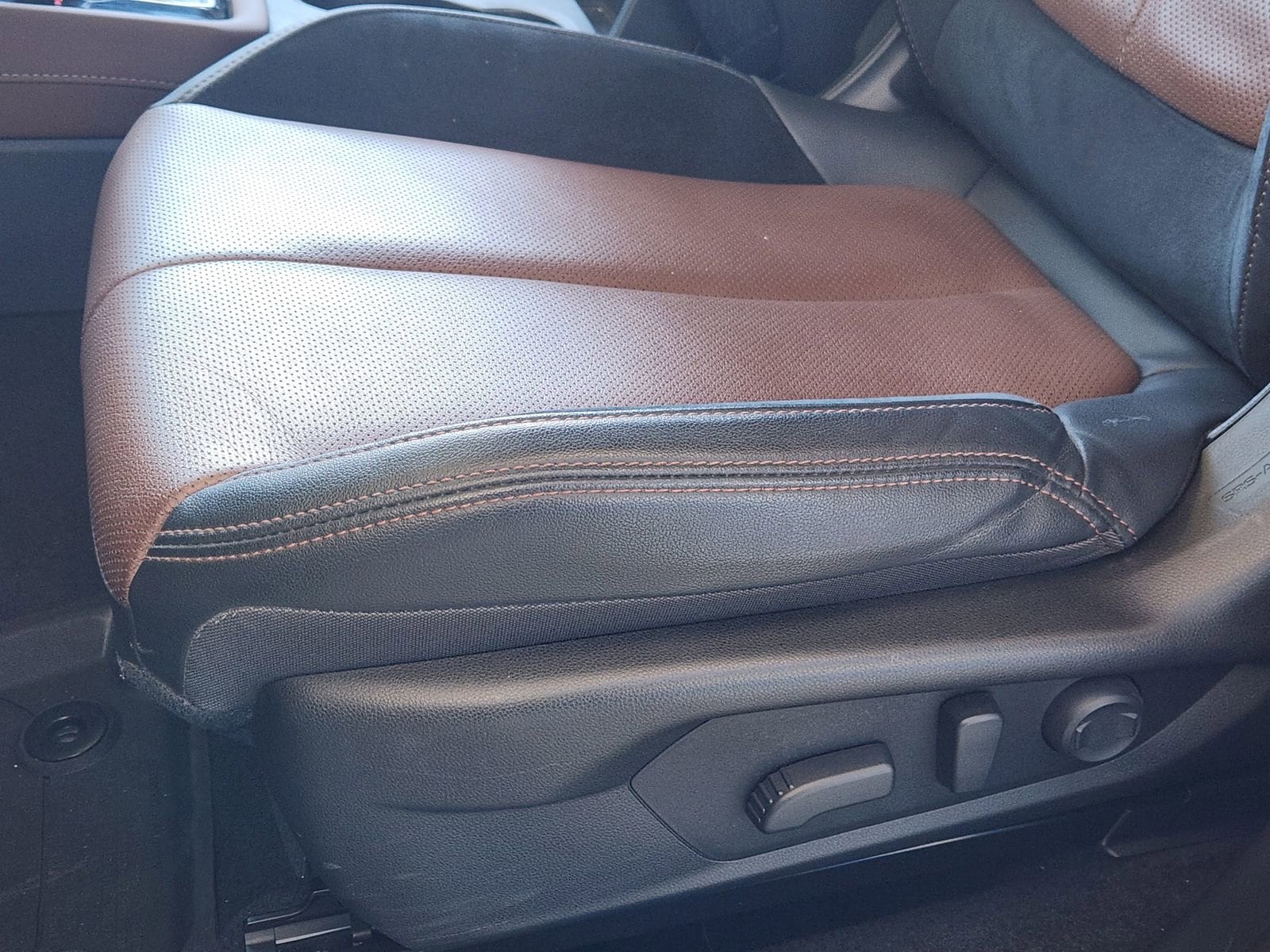 2025 Subaru Forester Touring - Photo 18