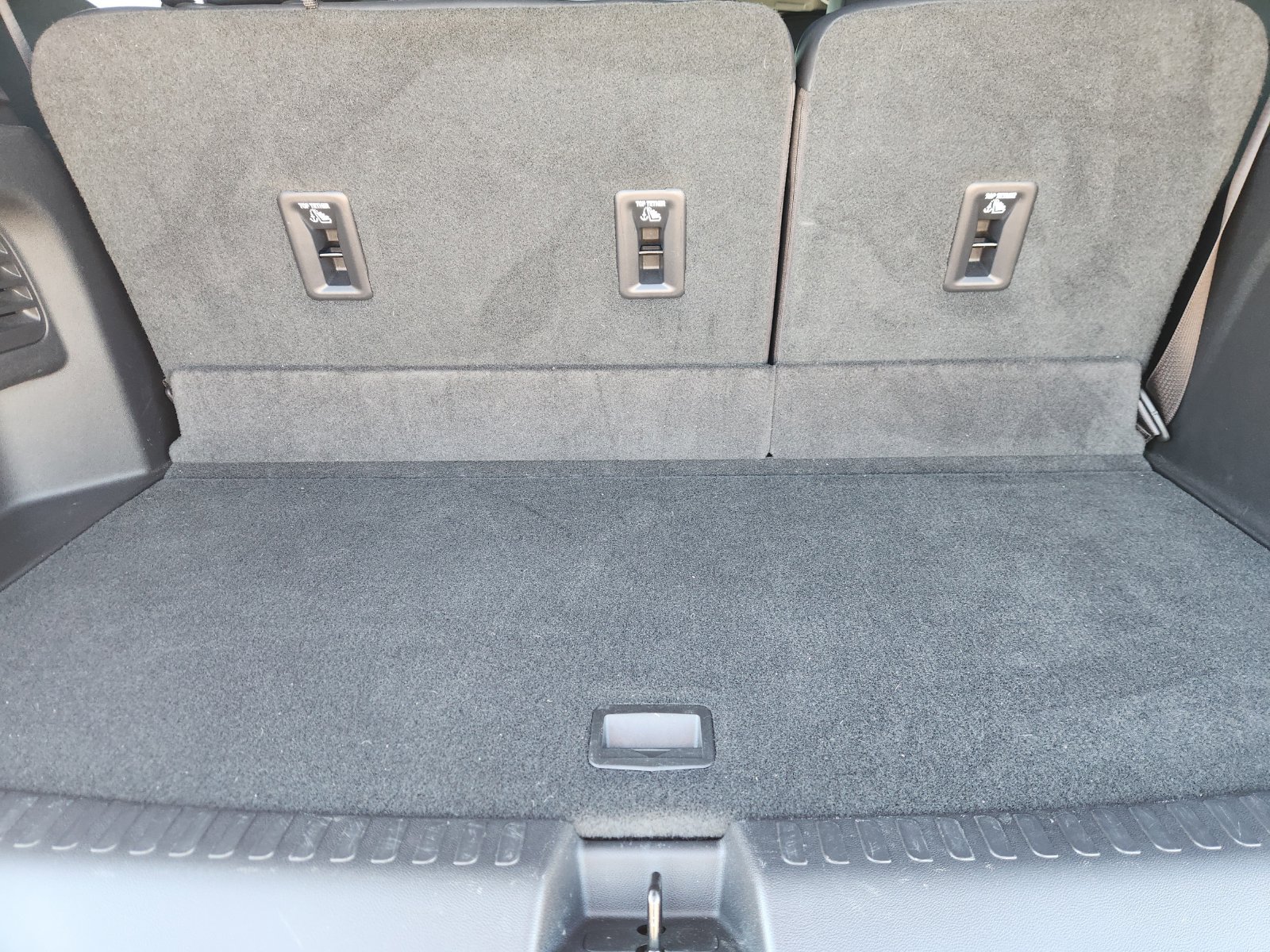 2024 GMC Acadia Denali - Photo 22