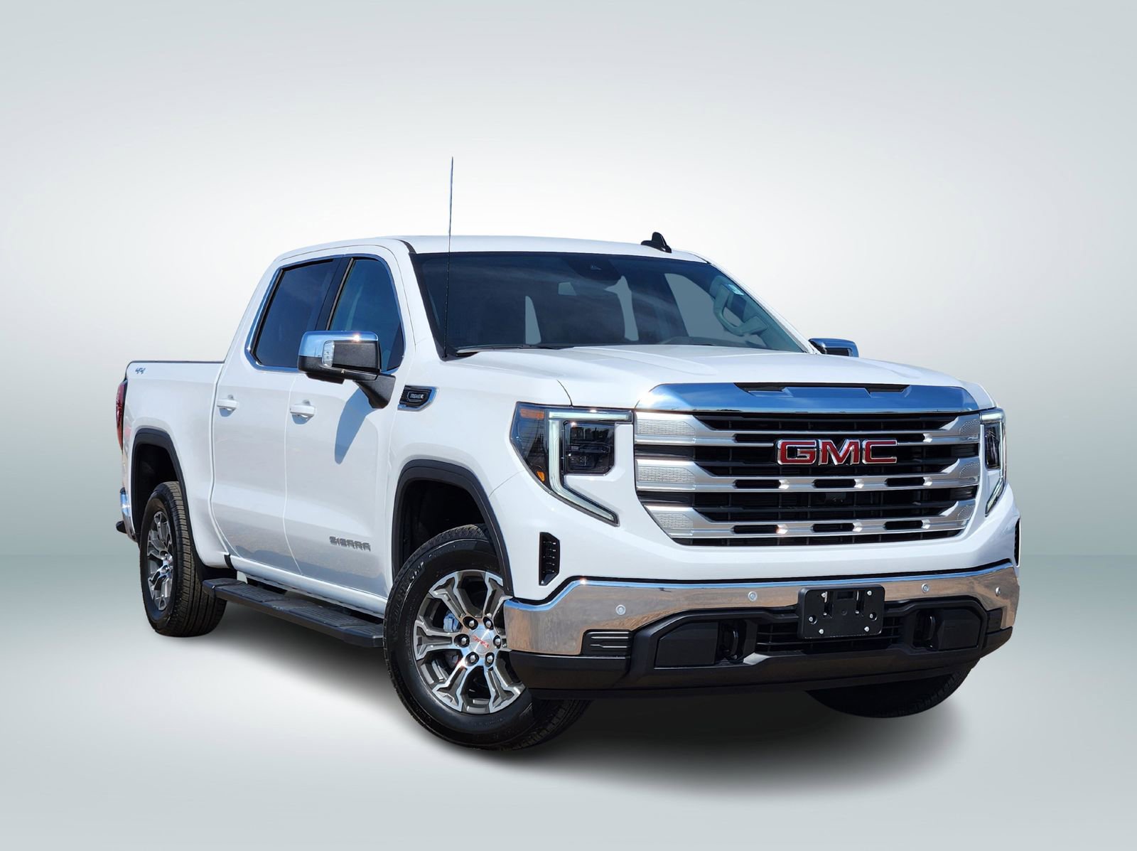 2026 GMC Sierra 1500 SLE's photo