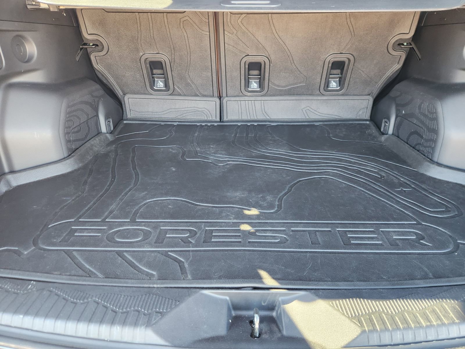 2025 Subaru Forester Touring - Photo 22