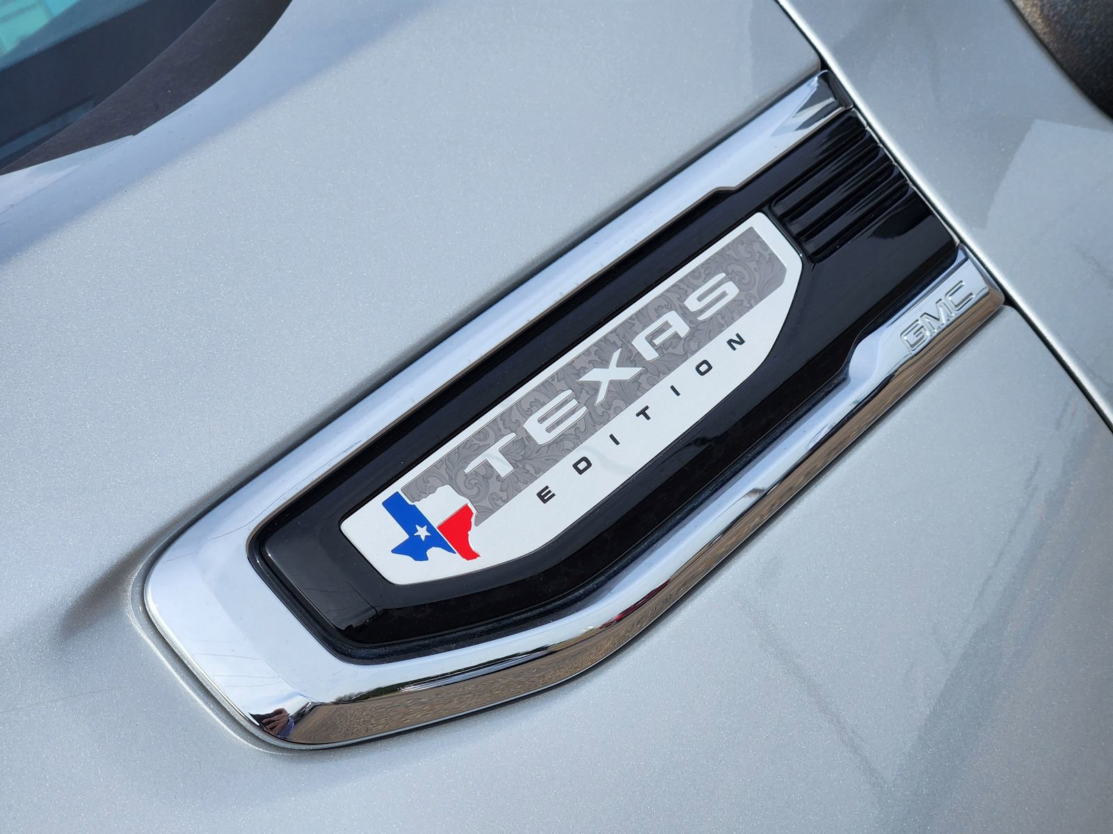 2019 GMC Sierra 1500 SLT - Photo 8