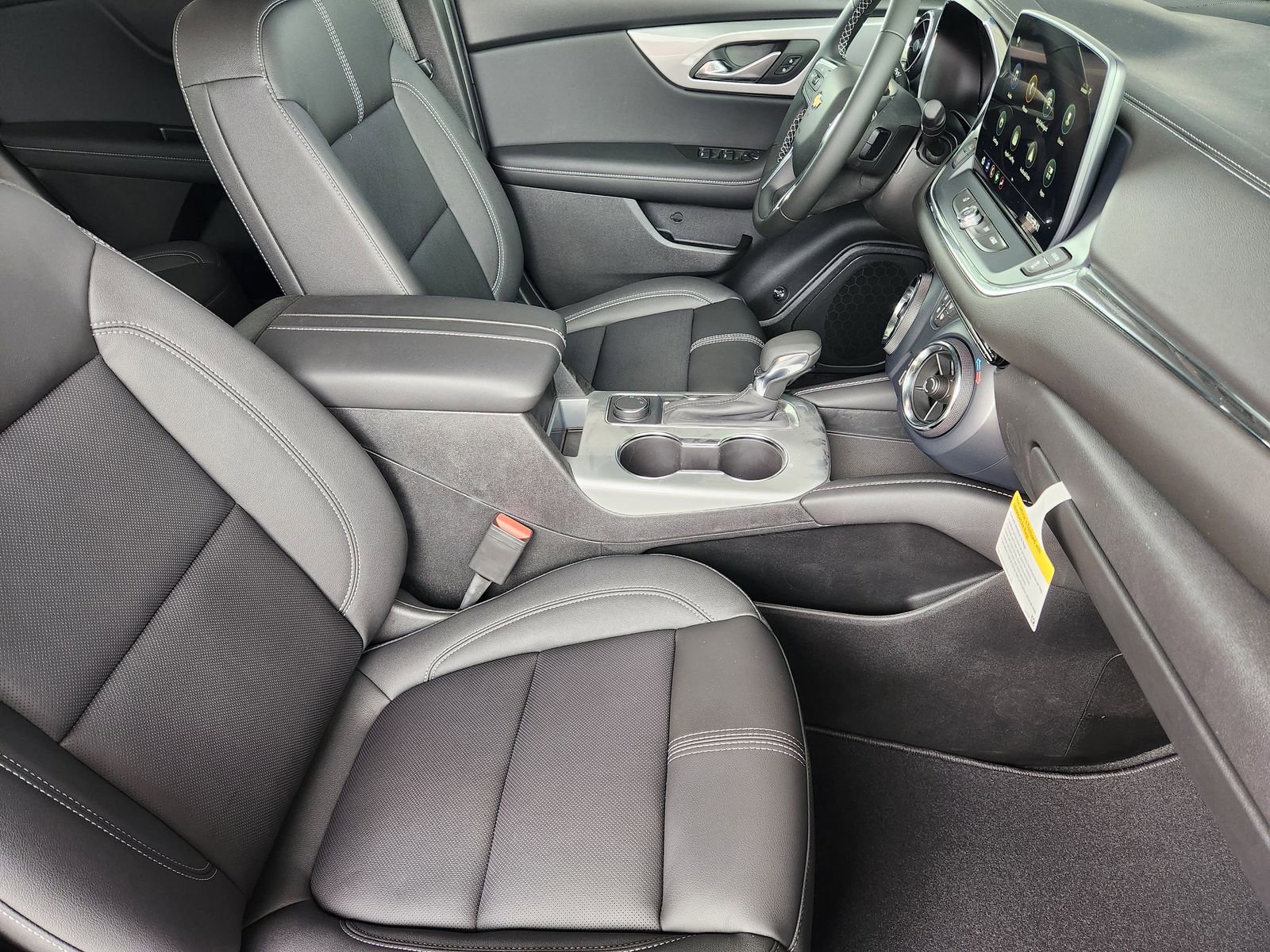 2025 Chevrolet Blazer 3LT - Photo 10