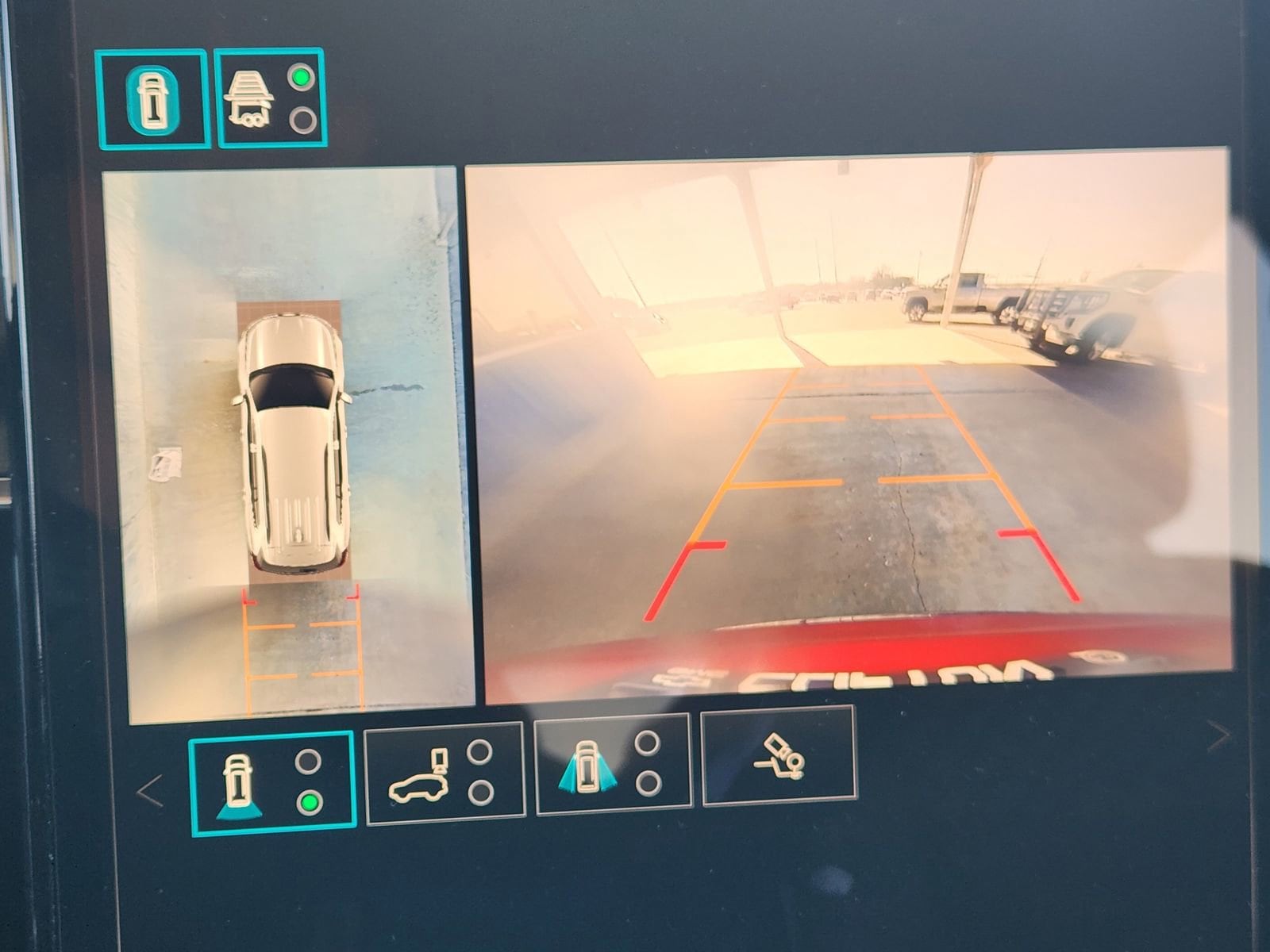 2024 GMC Acadia Denali - Photo 13