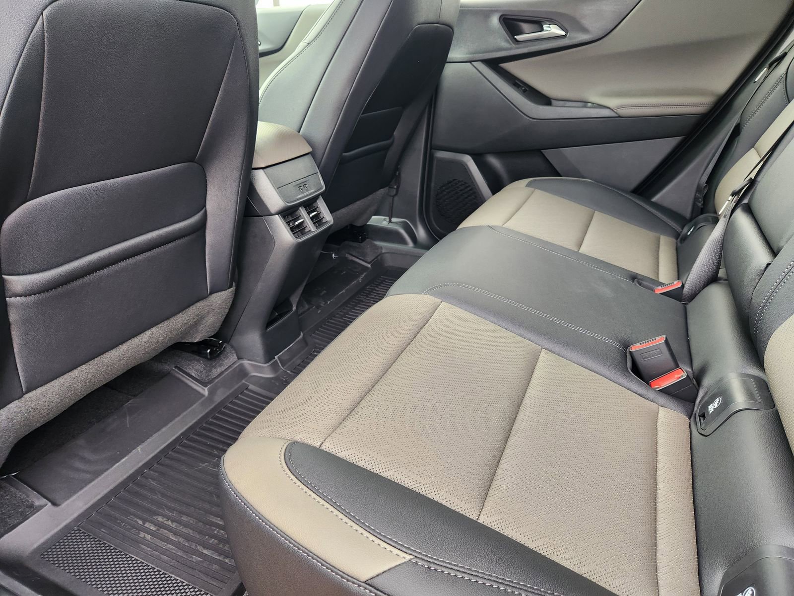 2026 Chevrolet Equinox LT - Photo 20