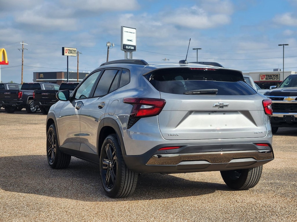 New 2025 Chevrolet Trax Activ SUV