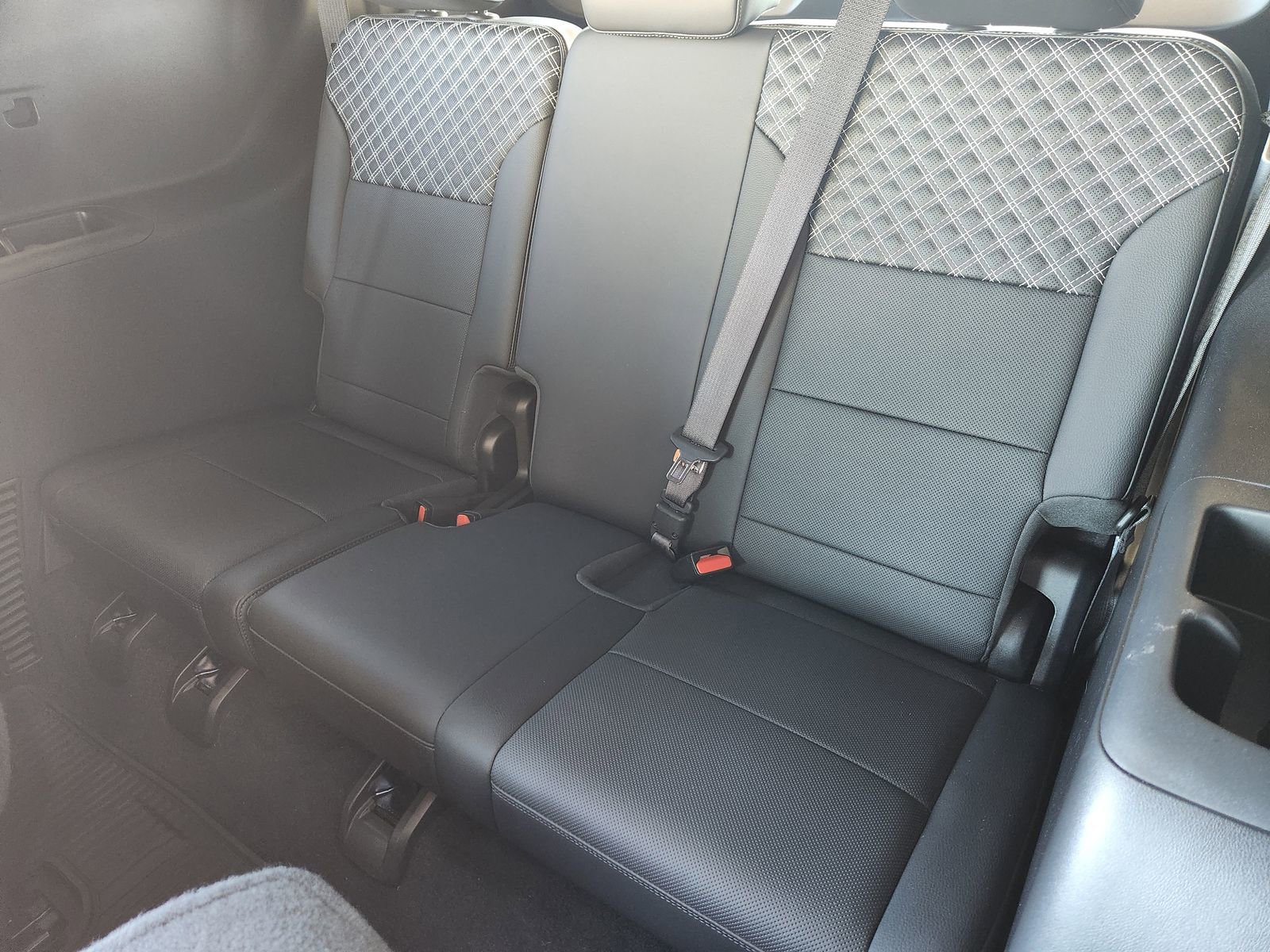2024 GMC Acadia Denali - Photo 20