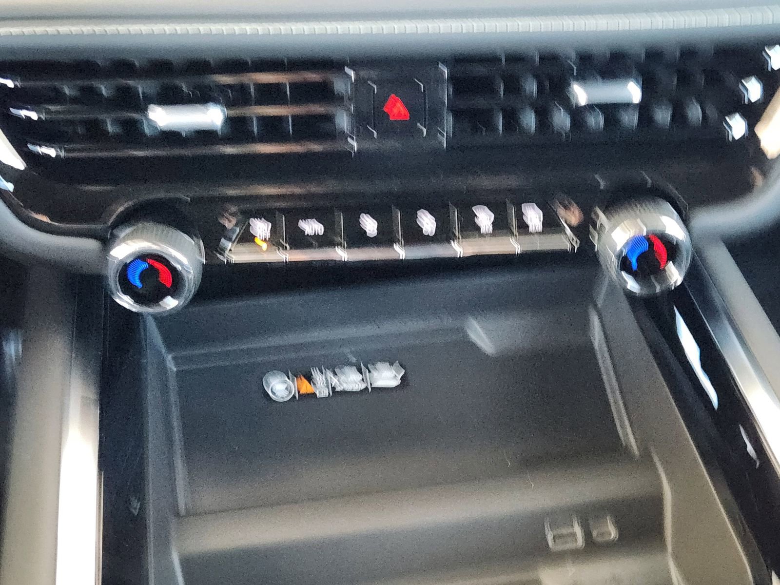 2026 Chevrolet Suburban Premier - Photo 14