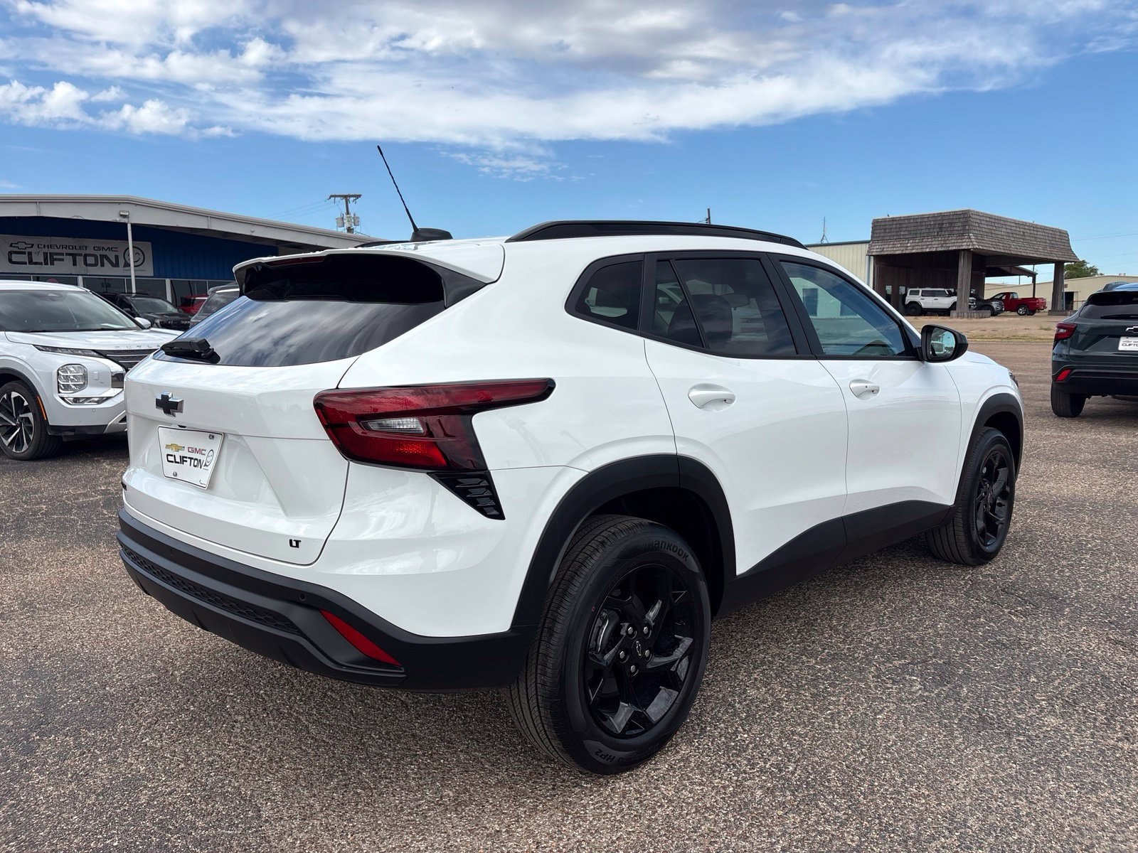 2026 Chevrolet Trax LT - Photo 5