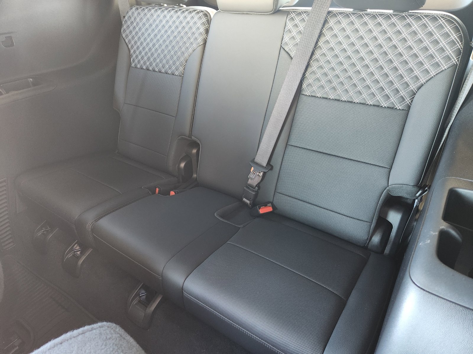 2024 GMC Acadia Denali - Photo 20