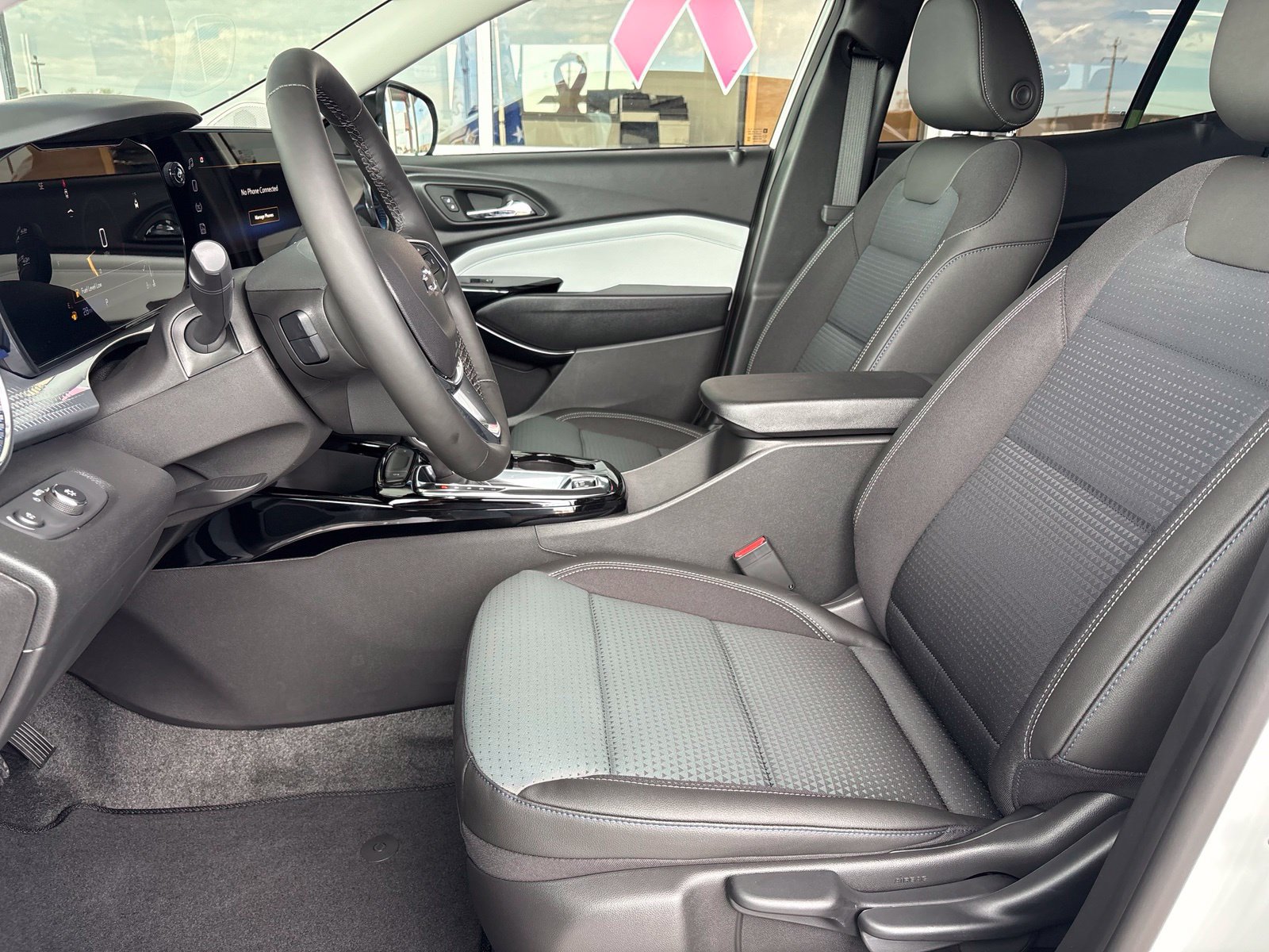 2026 Chevrolet Trax LT - Photo 8