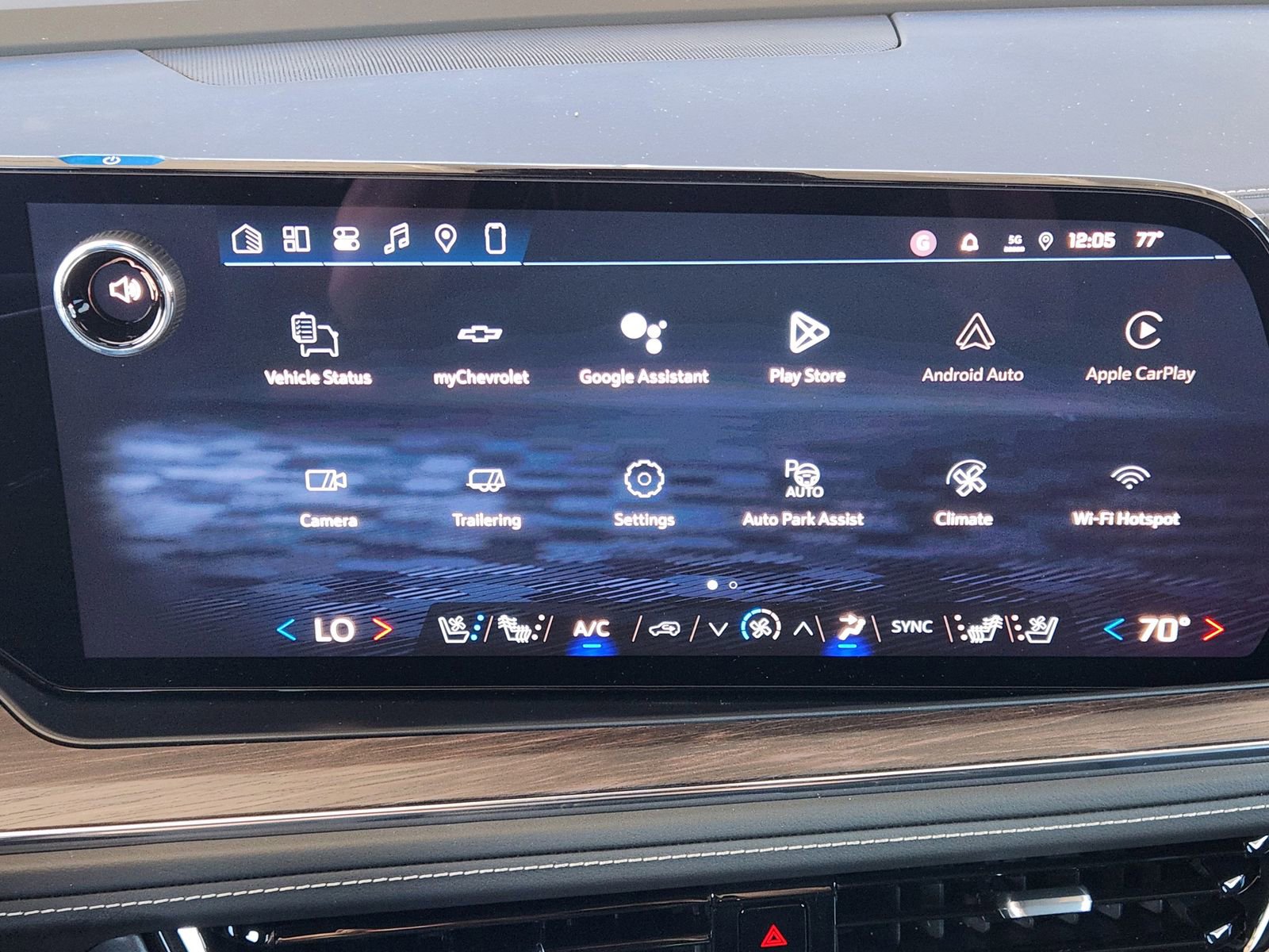 2026 Chevrolet Suburban Premier - Photo 12