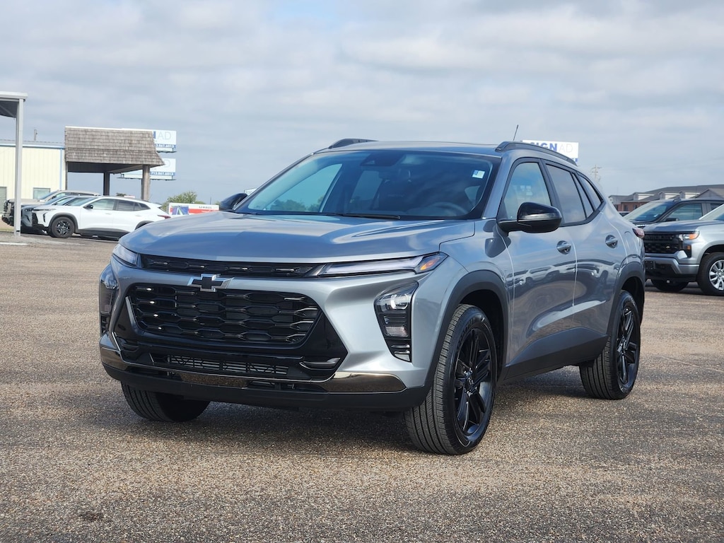 New 2025 Chevrolet Trax Activ SUV