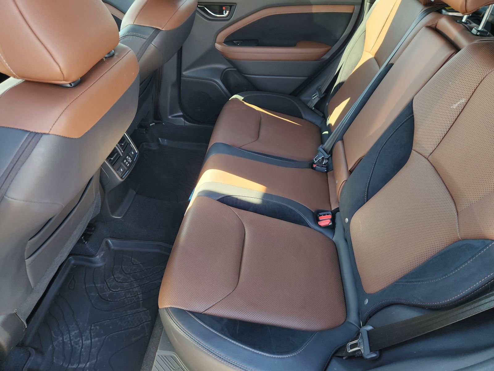 2025 Subaru Forester Touring - Photo 20