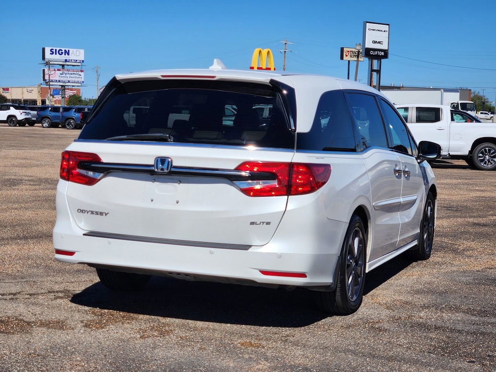 Used 2022 Honda Odyssey Elite