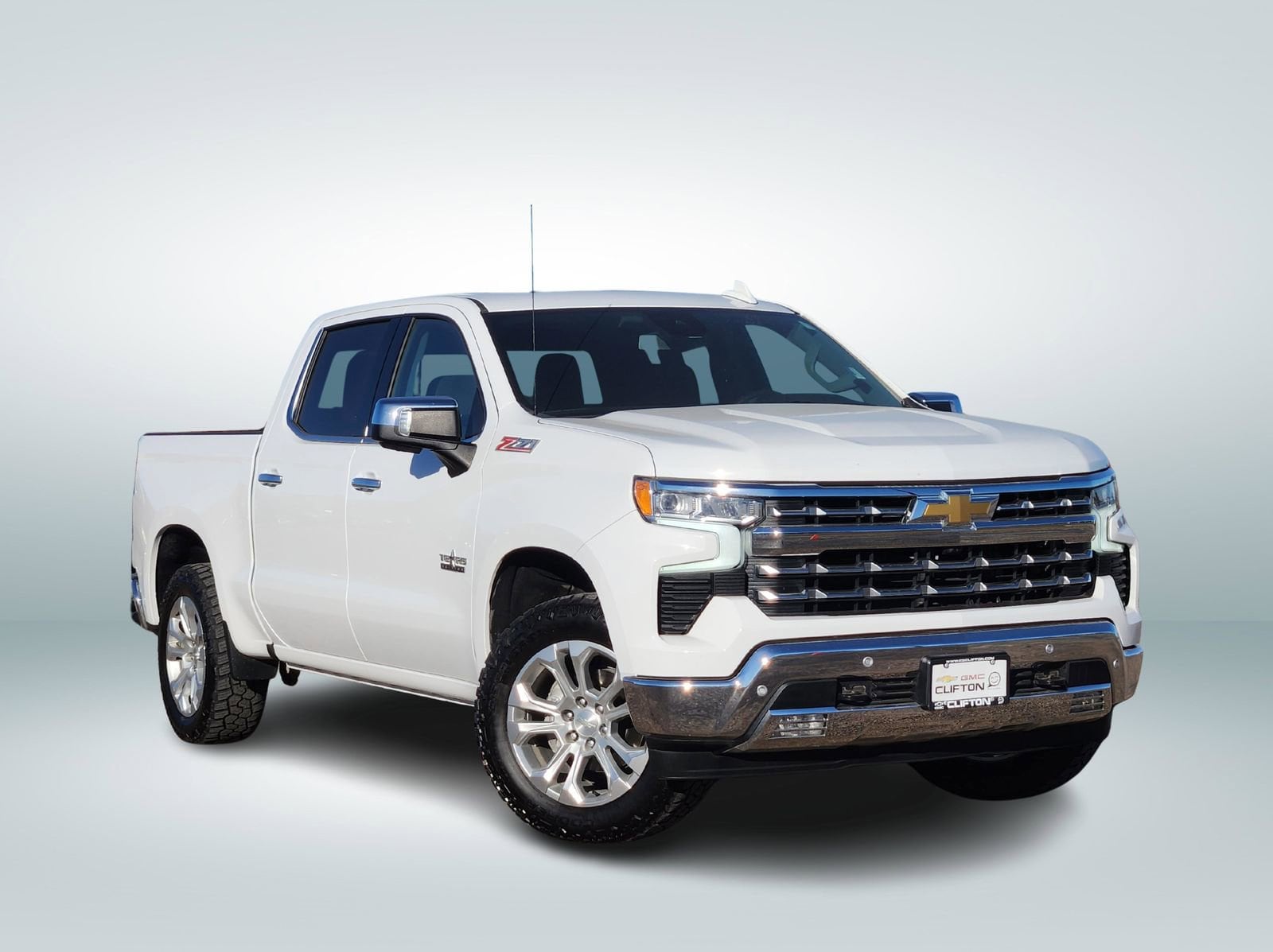 2023 Chevrolet Silverado 1500 LTZ's photo