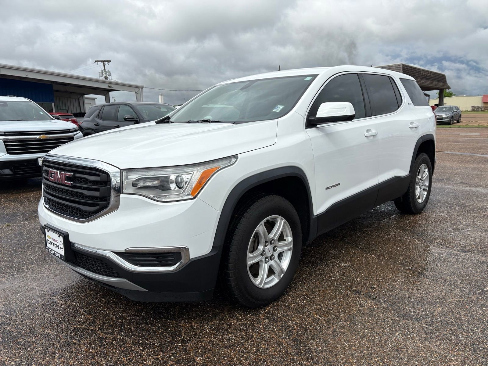 Used 2017 GMC Acadia SLE-1 with VIN 1GKKNKLAXHZ245281 for sale in Clifton, TX