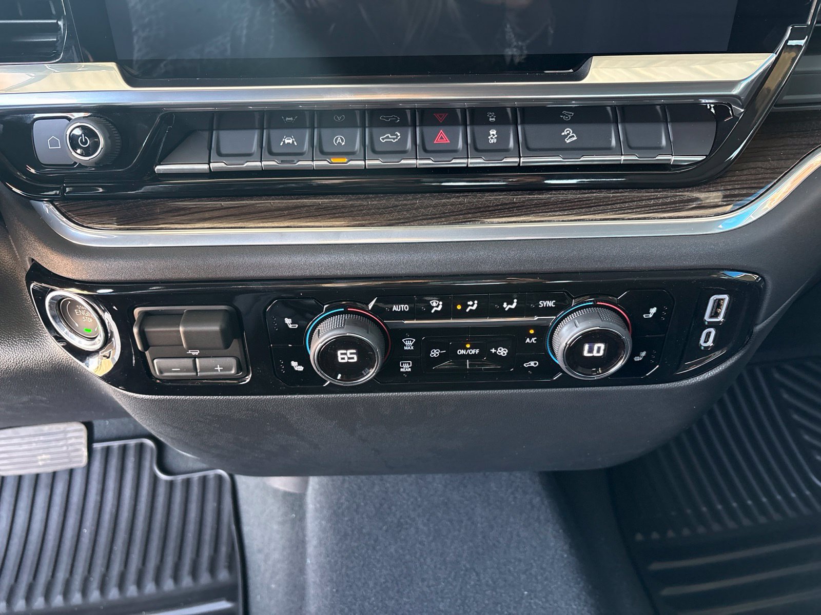 2026 Chevrolet Silverado 1500 LT - Photo 22