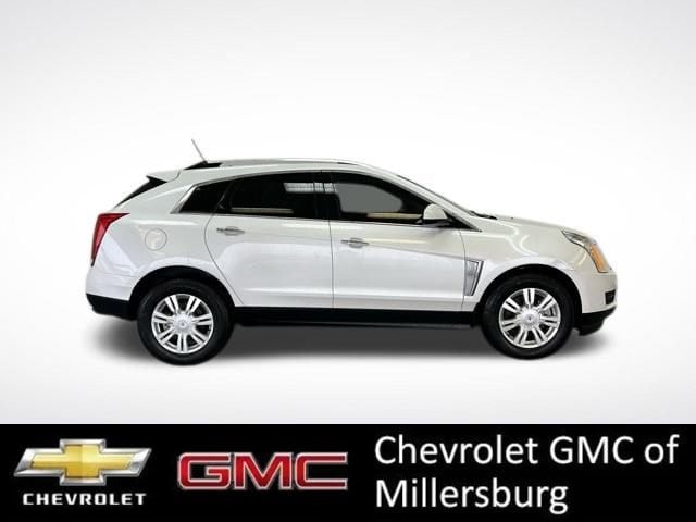 Used 2015 Cadillac SRX Luxury Collection with VIN 3GYFNEE36FS579633 for sale in Millersburg, OH