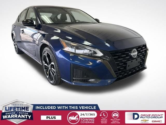2023 Nissan Altima SR