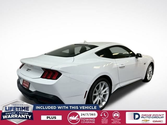 2024 Ford Mustang GT Premium photo 3