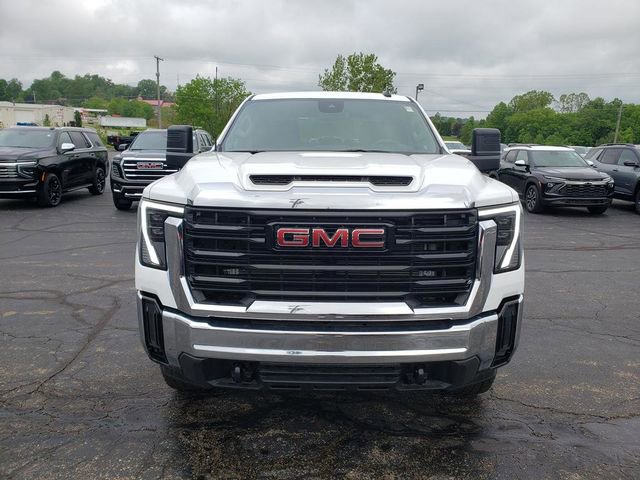 2025 Gmc Sierra 3500 HD Pro photo 2