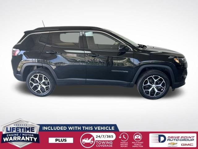 Used 2024 Jeep Compass Latitude with VIN 3C4NJDBNXRT606618 for sale in Millersburg, OH