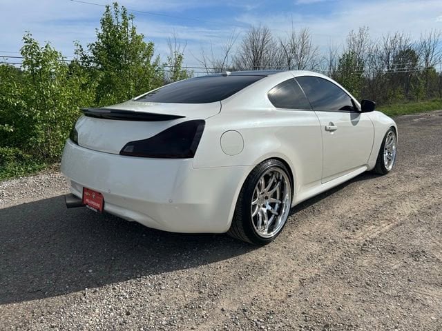2015 INFINITI Q60 S Limited's photo