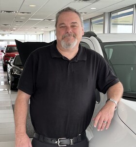 Staff member Mark Medick from ID_f71c16292d9e