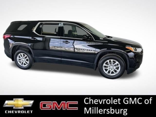 Used 2018 Chevrolet Traverse LS with VIN 1GNEVFKW3JJ196997 for sale in Millersburg, OH