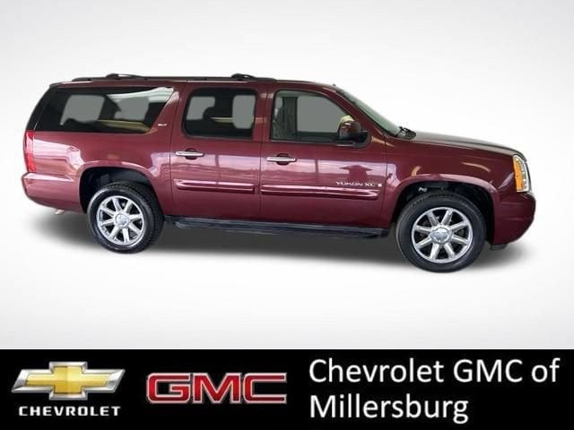 Used 2008 GMC Yukon XL  with VIN 1GKFK16318J111856 for sale in Millersburg, OH