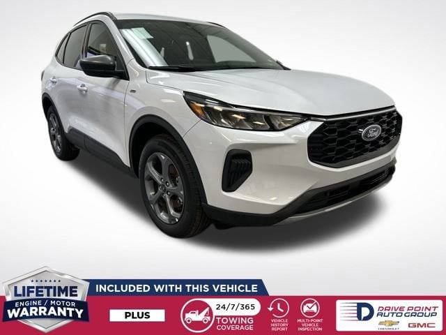 2025 Ford Escape ST-Line's photo